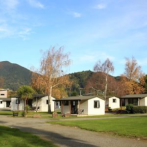 Parklands Marina Holiday Park Hotell Picton Exterior photo