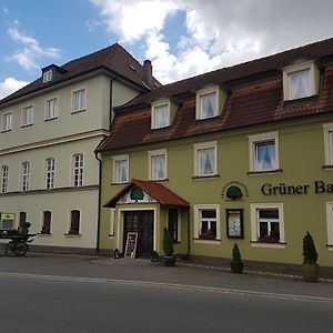 Traditionsgasthof Gruener Baum Hotell Bad Staffelstein Exterior photo