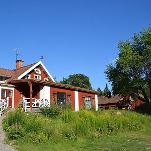 Björnåsen Bear Hill Villa Katrineholm Exterior photo