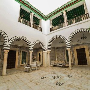 Dar Ben Gacem Hotell Tunis Exterior photo