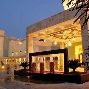 Cambay Grand Kukas Hotell Jaipur Exterior photo