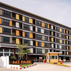 Mt Park Residence Chonburi Exterior photo