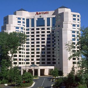 Falls Church Marriott Fairview Park Hotell Exterior photo