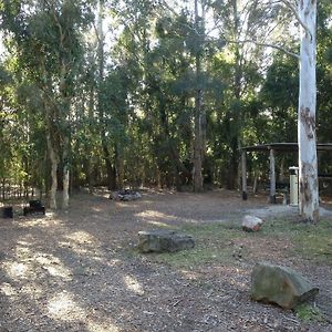 Jervis Bay Cabins And Hidden Creek Campsite Hotell Woollamia Exterior photo