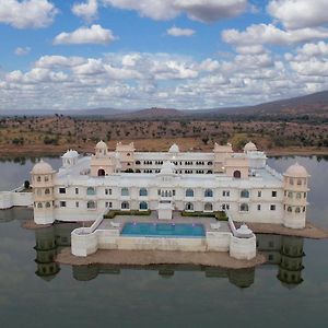 Lake Nahargarh Palace Hotell Chittorgarh Exterior photo