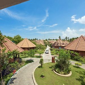 Club Mahindra Poovar Hotell Exterior photo