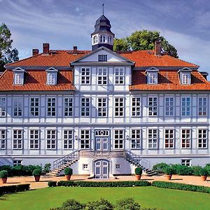 Schloss Luedersburg Golf & Spa Hotell Exterior photo