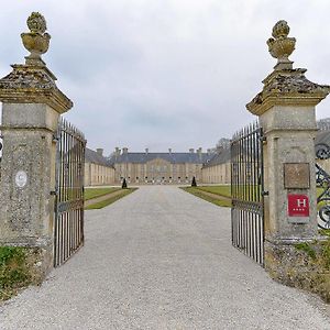 Chateau D'Audrieu Hotell Exterior photo