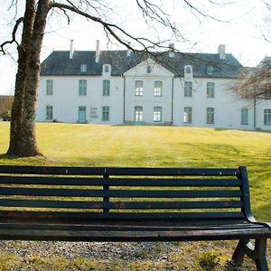 Surprenantes - Chateau Du Pe Hotell Saint-Jean-de-Boiseau Exterior photo