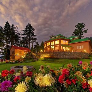Arcadian Sprucewoods Hotell Shogran Exterior photo