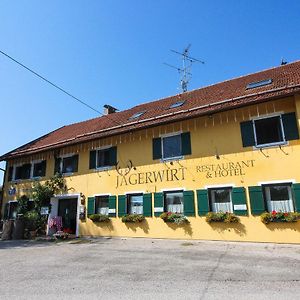 Gasthof Jaegerwirt Hotell Hohenschäftlarn Exterior photo