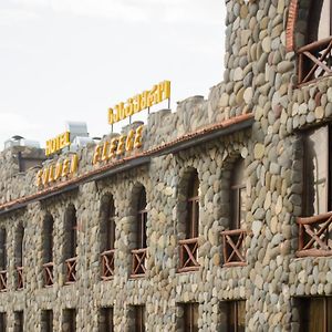 Golden Fleece Hotell Mtsʼkhetʼa Exterior photo
