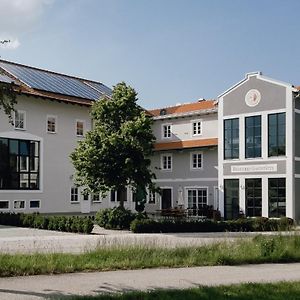 Brauerei Gaststaette Stierberg Hotell Obertaufkirchen Exterior photo