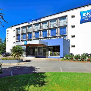 Ibis Budget Pau Lescar Hotell Exterior photo