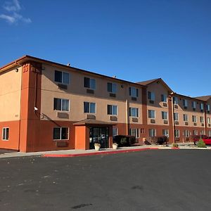 Super 8 By Wyndham The Dalles Or Hotell Exterior photo