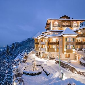 Hotel AlpenSchlössl Sankt Johann im Pongau Exterior photo