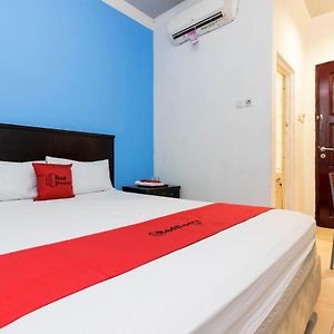 Reddoorz Near Palembang Icon Mall Hotell Exterior photo