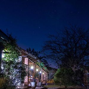 Sougri Doogo Hotell Loumbila Exterior photo