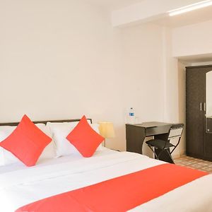 Oyo 19375 Dp Hospitality Hotell Navi Mumbai Exterior photo