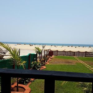 Klub Khavana- The Exclusive Beachfront Resort Vengurla Exterior photo