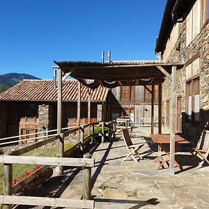 El Serrat Turisme Rural Pensionat Planoles Exterior photo