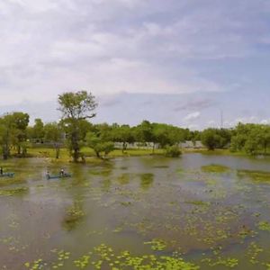 Grand Tamarind Lake Hotell Kataragama Exterior photo