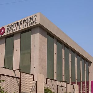 Centre Point Navi Mumbai Hotell Exterior photo