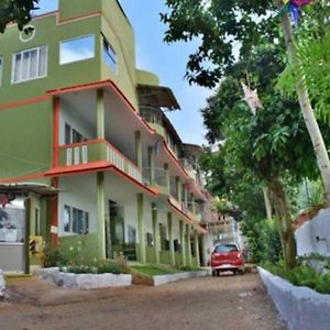 Kozee Kaves Hotell Yelagiri Exterior photo