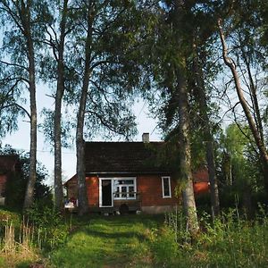 Allika-Loeoevi Sauna Cabin Hotell Suure-Jaani Exterior photo