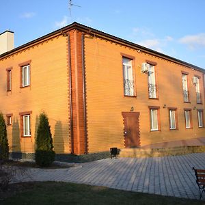 Fermerska Hata Hotell Dubno Exterior photo