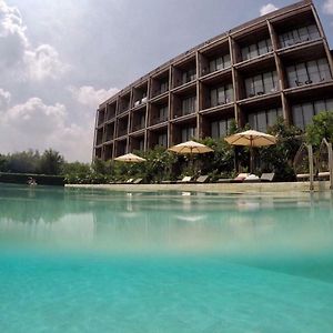 The Glory River Kwai Hotel Kanchanaburi City Exterior photo