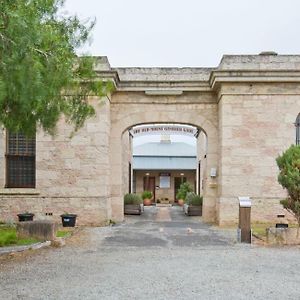 The Old Mount Gambier Gaol Hotell Exterior photo