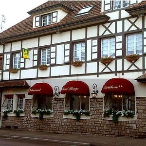 Le Cheval Rouge Hotell Louhans Exterior photo