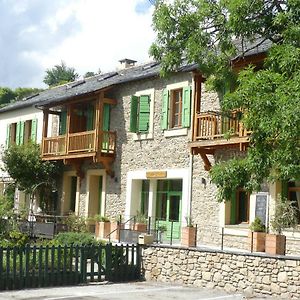 Gite De Llo Bed and Breakfast Exterior photo