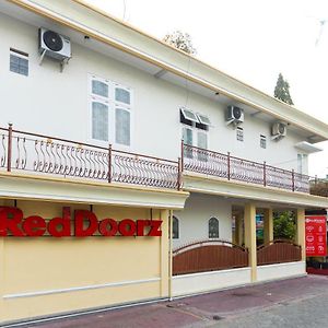 Reddoorz @ Danau Bratan Hotell Malang Exterior photo