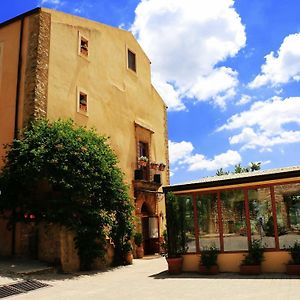 Torre Di Renda Pensionat Piazza Armerina Exterior photo