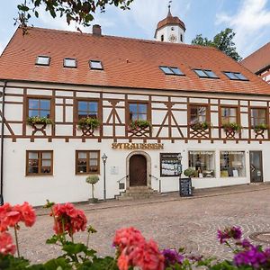 Hotel-Restaurant Straussen Harburg  Exterior photo