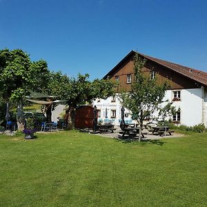 Auberge De La Couronne Hotell Saignelégier Exterior photo