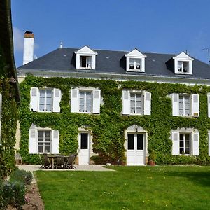 Le Domaine Des Bois Bed and Breakfast Mauzé-Thouarsais Exterior photo