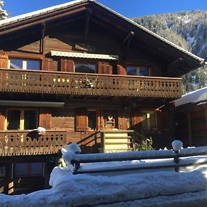 The Cosy Isba - Chambre D Hotes - Val De Bagnes - Verbier Bed and Breakfast Versegeres Exterior photo