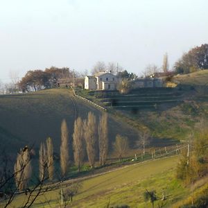 Locanda San Francesco Bed and Breakfast Montecarotto Exterior photo