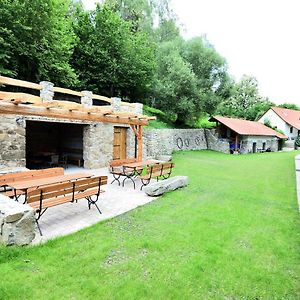 Statek Vletice Hotell Krasna Hora nad Vltavou Exterior photo