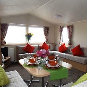 Caravan By The Sea Trecco Bay Hotell Porthcawl Exterior photo