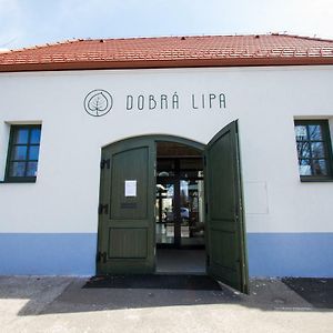 Ubytovanie Dobra Lipa Lägenhet Bratislava Exterior photo