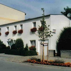 Pension Heike Hotell Schönebeck Exterior photo