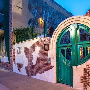 Green Door Lofts -Magnolia Loft, Silos/Downtown Lägenhet Waco Exterior photo