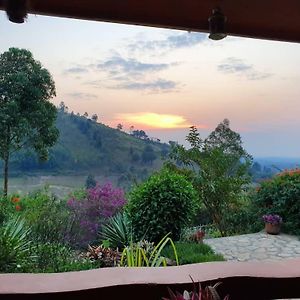 Nyore Hillside Retreat Hotell Mbarara Exterior photo