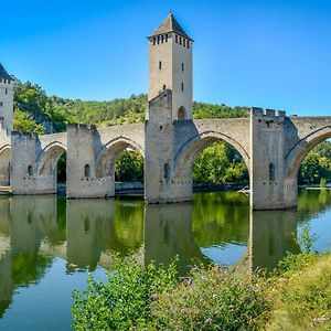 Le Loft Du Chateau Du Roi Lägenhet Cahors Exterior photo