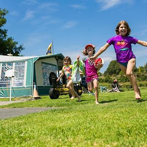 Whanganui River Top 10 Holiday Park Hotell Exterior photo