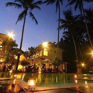 Sarasvati Borobudur Hotell Magelang Exterior photo